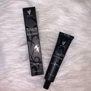 Younique Touch Glorious Face Primer